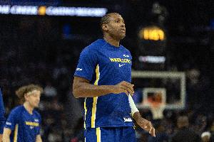 科尔：打掘金可能使用霍福德首发 不想让追梦82场都打5号位