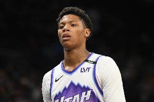 19岁零93天！贝利连续两场比赛至少20分&4记三分 历史最年轻