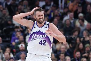 乐福：我现在是老将导师 很高兴可以指导&伴着贝利这些年轻人成长