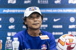 曲刚：我们理论上还没有降级但困难很大，希望职业球员不要放弃