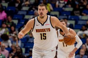 解说：约基奇双拳难敌四手 卡约的状态回暖比一场球的输赢更重要