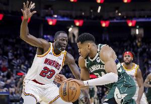 追梦：字母哥删帖明显在施压 但交易年薪5000万的球员并不容易