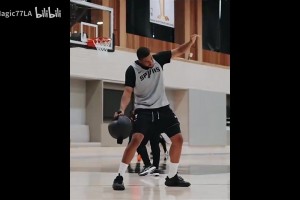 麦迪回忆：当时锡伯杜狂练姚明，结果他真的吞下了那些训练量！