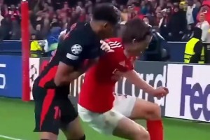 真敢说啊！毛剑卿：亚马尔不配穿上梅西的10号战袍！