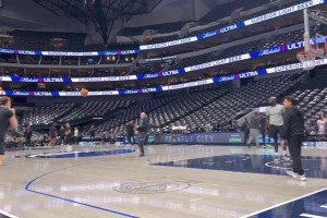 状元这投射水平如何？弗拉格赛前三分远投训练10投9中！