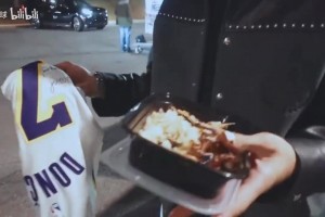 意有所指？杰伦布朗：在这个时代想当MVP你得出卖灵魂，学会假摔